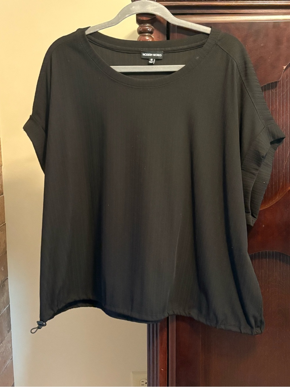 Black Short-Sleeve  Hem Top and pants set